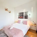Apartment G2 Maison Grand Confort, Calme Vichy