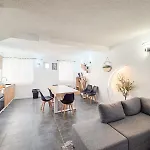 Apartment G2 Maison Grand Confort, Calme
