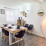 Apartment G2 Maison Grand Confort, Calme Vichy