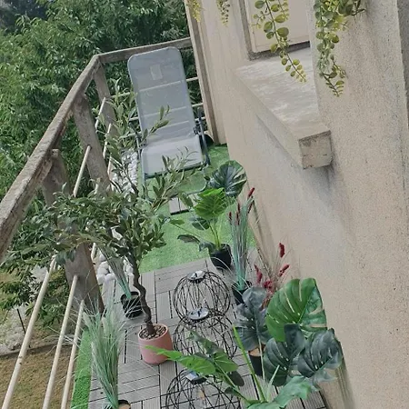 Apartment G2 Maison Grand Confort, Calme Vichy