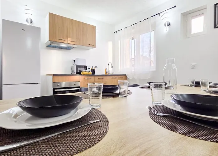 Apartment G2 Maison Grand Confort, Calme *