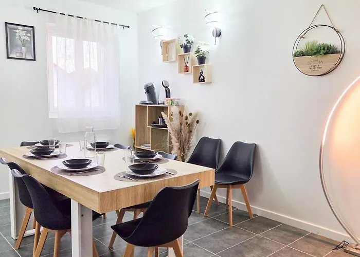 Apartment G2 Maison Grand Confort, Calme Vichy