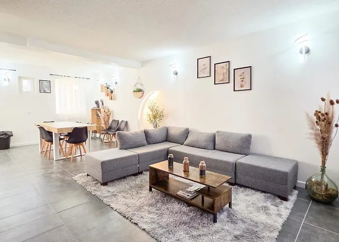 Apartment G2 Maison Grand Confort, Calme *