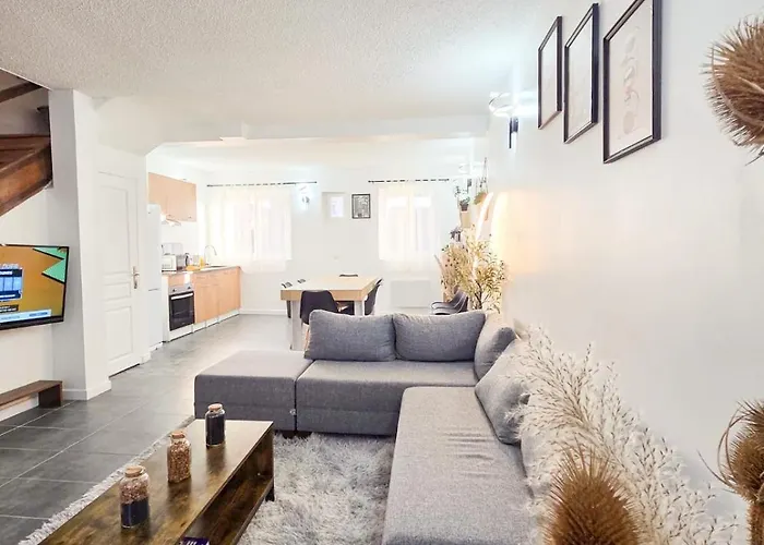 Apartment G2 Maison Grand Confort, Calme Vichy