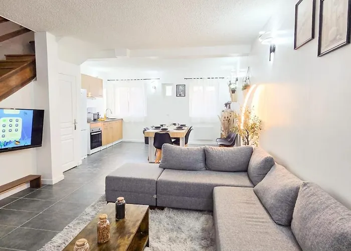 Apartment G2 Maison Grand Confort, Calme Vichy